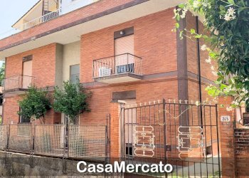 2.jpg - Appartamento Viale dei Pini, Monte Compatri - foto 2