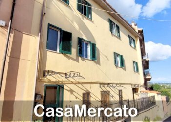 1.jpg - Appartamento Via Fratelli Kennedy, Lanuvio - foto 2