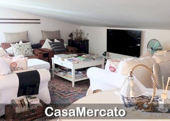 b1.jpg - Attico Via San Carlo Borromeo, Rocca di Papa - foto 3