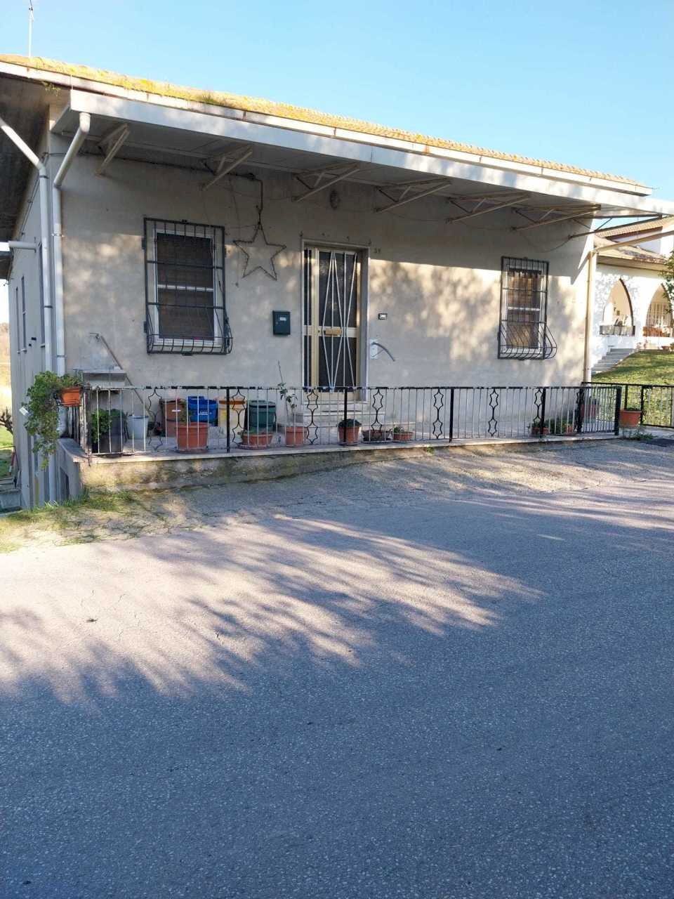 01 OFFIDA - CASA INDIPENDENTE DA RISTRUTTURARE.jpg - Independent house Offida - photo 3