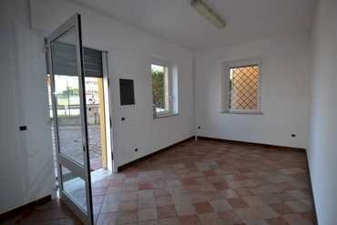 370x260_157925_17709_101.JPG - Commercial Premises Monteprandone - photo 3