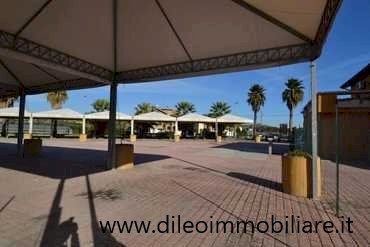 LOCALE COMMERCIALE IN AFFITTO - Commercial Premises Monteprandone - photo 1