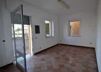 370x260_157925_17709_101.JPG - Commercial Premises Monteprandone - photo 3