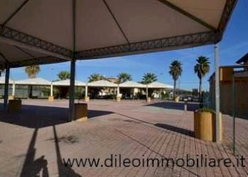 LOCALE COMMERCIALE IN AFFITTO - Commercial Premises Monteprandone - photo 1