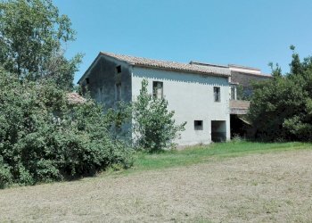 03 CONTROGUERRA CASOLARE  DA RISTRUTTURARE IN ADER - Casa indipendente Controguerra - foto 1