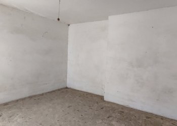 13 CONTROGUERRA CASOLARE  DA RISTRUTTURARE IN ADER - Casa indipendente Controguerra - foto 11