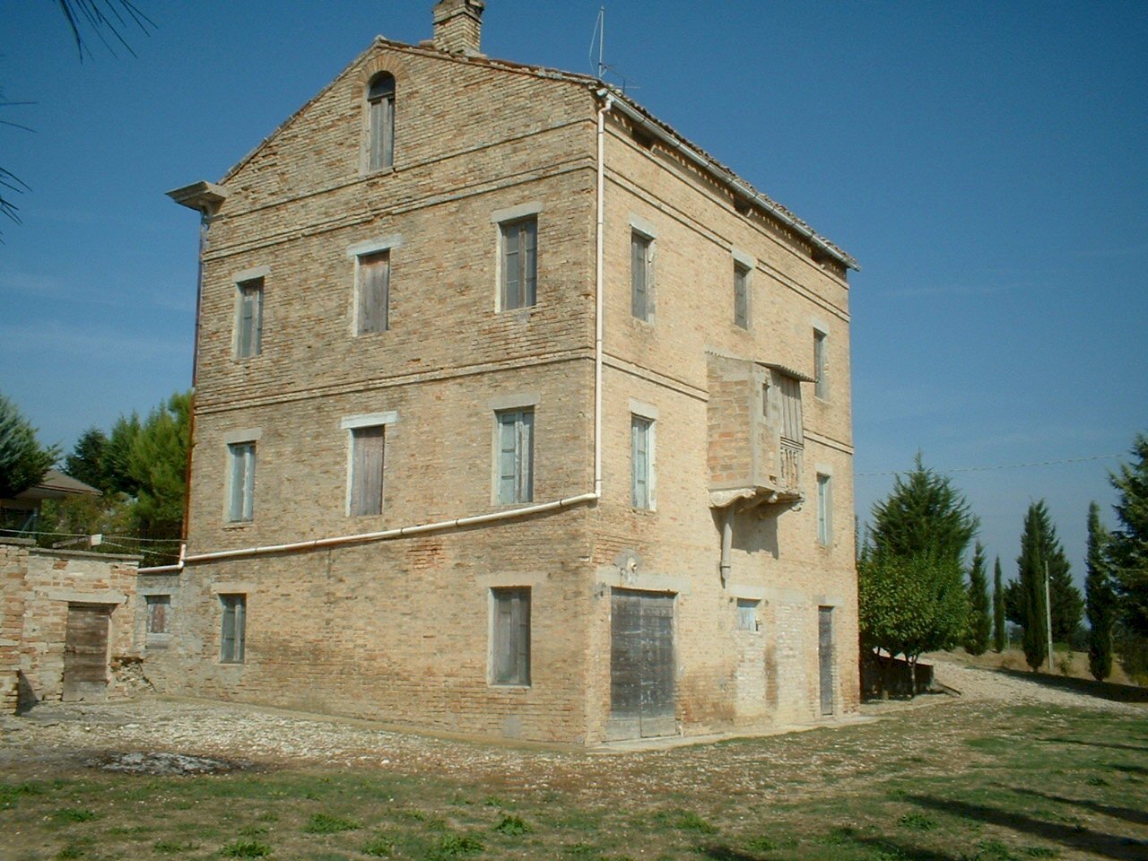 02 CASOLARE DI CAMPAGNA DA RISTRUTTURARE .JPG - Casa indipendente Fermo - foto 3
