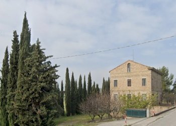 04 CASOLARE DI CAMPAGNA DA RISTRUTTURARE.jpg - Casa indipendente Fermo - foto 1