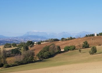 12 CASOLARE DI CAMPAGNA DA RISTRUTTURARE.jpg - Casa indipendente Fermo - foto 12