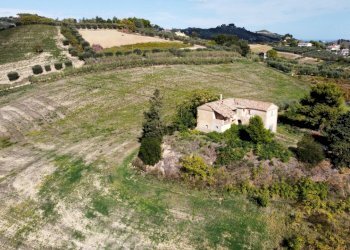 06 MONTEPRANDONE - TERRENO EDIFICABILE CON RUDERE - Terreno edificabile Monteprandone - foto 8