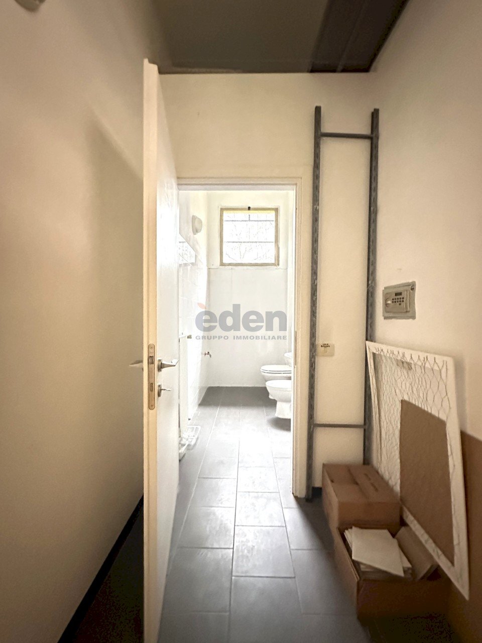 dettagli - Ufficio PIAZZA GUIDO ROSSA 9, Modena - foto 3