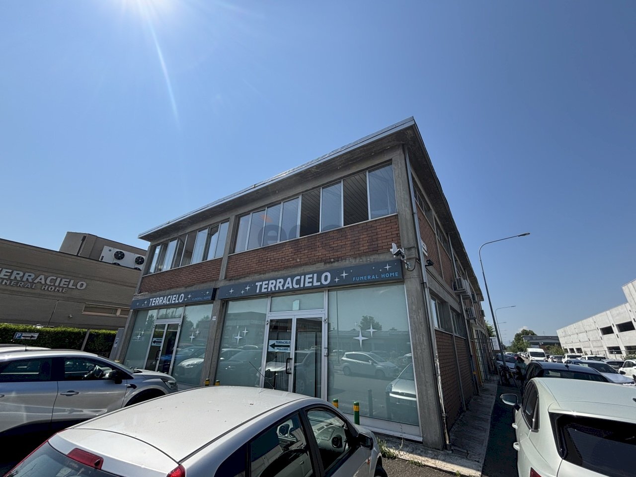 facciata - Locale Commerciale Via Silvino Folloni 7, Modena - foto 2