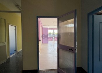 corridoio - Commercial Premises Via Silvino Folloni 7, Modena - photo 19