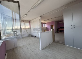 stanza - Commercial Premises Via Silvino Folloni 7, Modena - photo 23