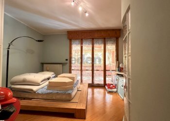 camera da letto - Appartamento Piazza Guido Rossa 8, Modena - foto 8