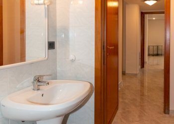 BAGNO (2).jpg - Ufficio Cagliari - foto 24