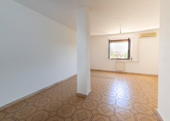 primo ufficio (1) - Office Quartu Sant'Elena - photo 13