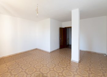 primo ufficio (3) - Office Quartu Sant'Elena - photo 16