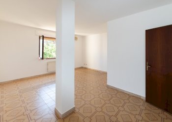 primo ufficio (5) - Office Quartu Sant'Elena - photo 18
