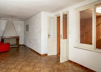 Salone (1).jpg - Villa Monserrato - foto 9