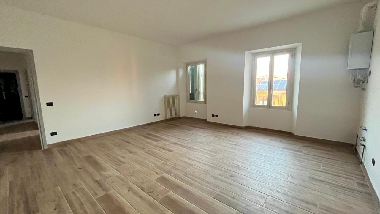 sala - Three-room apartment via foscolo  1, Mozzate - photo 1