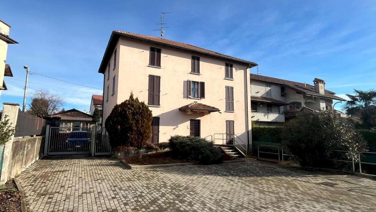 case Mozzate - Trilocale via Lazzaretto 10, Mozzate - foto 2