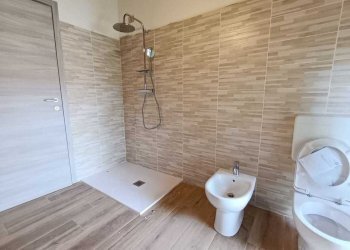 Bagno.jpg - Trilocale via Lazzaretto 10, Mozzate - foto 10