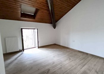 camera s.jpg - Trilocale via Lazzaretto 10, Mozzate - foto 17