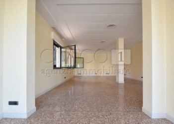 NEGOZIO GRUMOLO DELLE ABBADESSE (10).jpg - Locale Commerciale Via Roma 31, Grumolo delle Abbadesse - foto 6