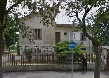 foto fronte proprieta.jpg - Villa Via Guglielmo Marconi 8, Noventa Vicentina - foto 20