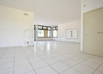 DSC_0042.JPG - Locale Commerciale Via San Martino, Vigodarzere - foto 1