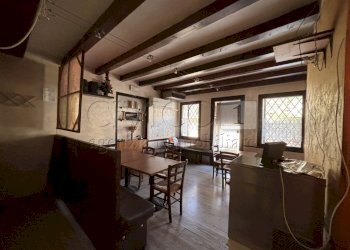 IMG_0557 (FILEminimizer).jpg - Locale Commerciale Via Volto 7, Longare - foto 8