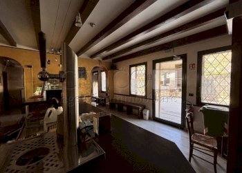 IMG_0558 (FILEminimizer).jpg - Locale Commerciale Via Volto 7, Longare - foto 9