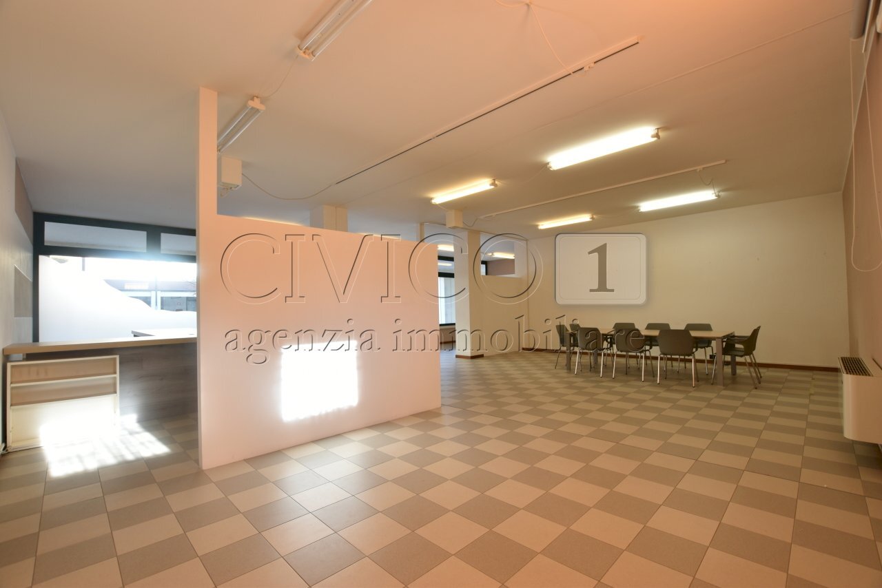 DSC_0015.JPG - Commercial Premises Viale Strasburgo, Rubano - photo 3