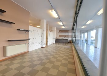 DSC_0032.JPG - Commercial Premises Viale Strasburgo, Rubano - photo 8