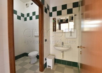 DSC_0041.JPG - Commercial Premises Viale Strasburgo, Rubano - photo 9