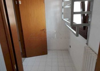 IMG-20250625-WA0012.jpg - Locale Commerciale Mestrino - foto 8