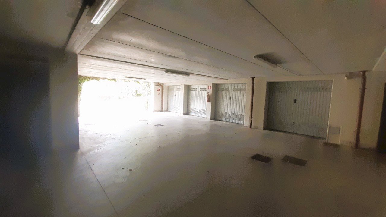 20250509_120632.jpg - Box via del moncone 60, Cardano al Campo - foto 1