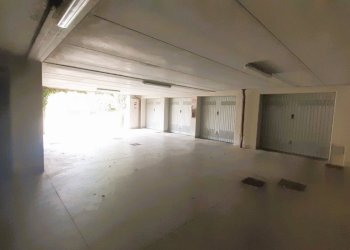 20250509_120632.jpg - Box via del moncone 60, Cardano al Campo - foto 1