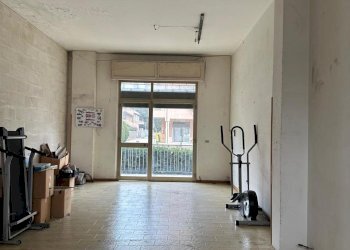 Immagine WhatsApp 2025-02-27 ore 11.43.18_5399e1d8 - Locale Commerciale Colli del Tronto - foto 1