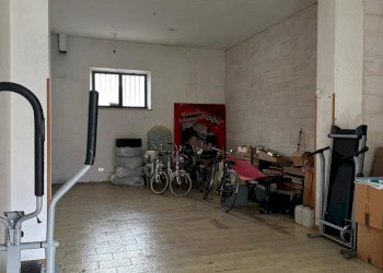 Immagine WhatsApp 2025-02-27 ore 11.43.17_55b0e14a - Locale Commerciale Colli del Tronto - foto 2