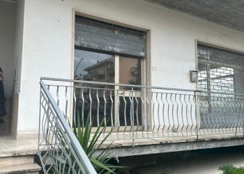 Immagine WhatsApp 2025-02-27 ore 11.43.18_a00f40e6 - Locale Commerciale Colli del Tronto - foto 4