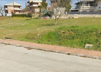 Lott.jpg - Villa a Schiera Folignano - foto 11