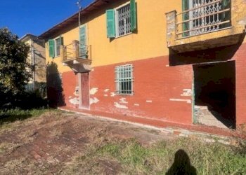 1296856_50p11ee1.jpg - Casale Via Ghiarettolo 11, Sarzana - foto 1