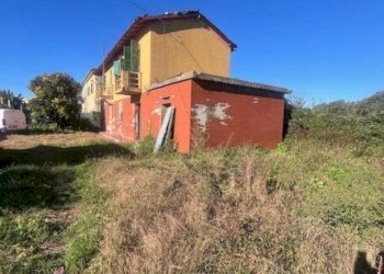 1296856_tjummr26o.jpg - Casale Via Ghiarettolo 11, Sarzana - foto 4