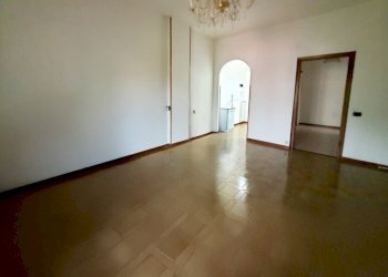 564582.jpg - Quadrilocale Via Paganino da Sarzana 80, Sarzana - foto 1