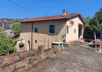 8eb21894-fa85-42e1-b30e-a07146b12553.jpg - Villa Via Valle 3, Arcola - foto 2