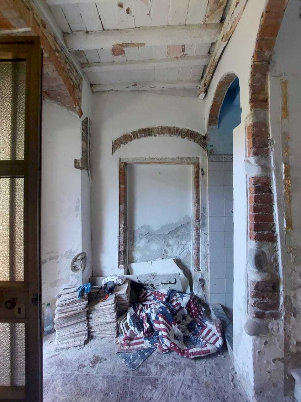 5cd3af9d-bd70-45f8-8c07-4e0e6d3d580f.jpg - Terratetto - Terracielo Piazza Gino Menconi 12, Carrara - foto 3