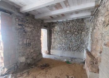 266a6ad3-1e4d-42a4-9e42-acb50f53ef6e.jpg - Casa semi indipendente Via Belvedere 13, Sarzana - foto 21