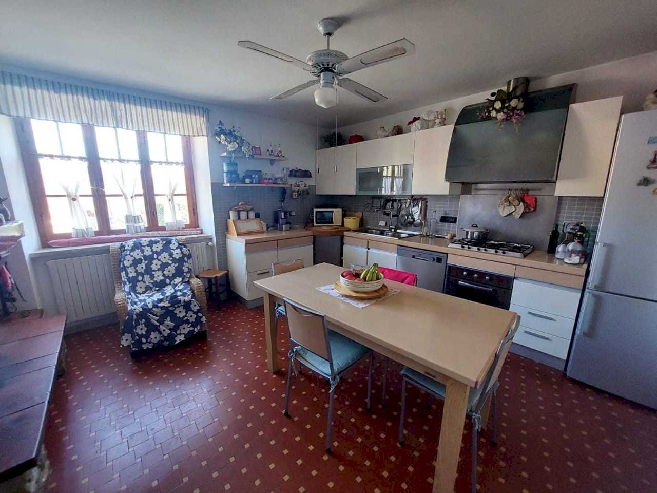 2958ed7f-c0fc-49d8-ac6f-4c1f56b2f412.jpg - Townhouse Via Olmarello 50, Castelnuovo Magra - photo 2